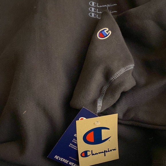 NWT Champion LIFE
Reverse Weave® Contrast Stitch Cinch Hoodie - Picture 6 of 7